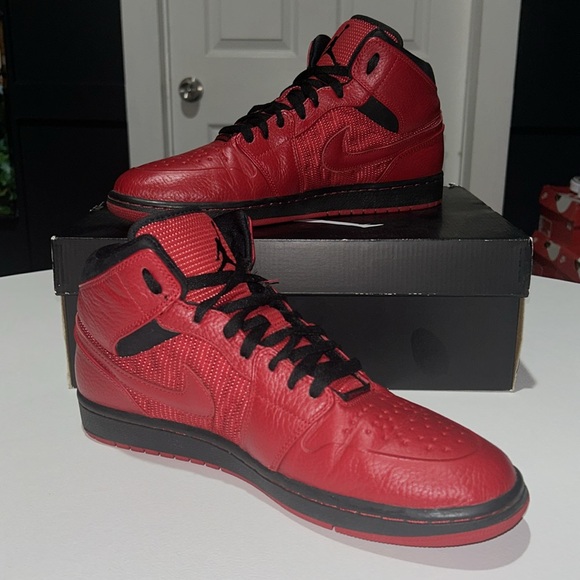 Jordan 1 Retro “97 TXT Gym Red” Men’s Size 11.5 - Picture 2 of 12